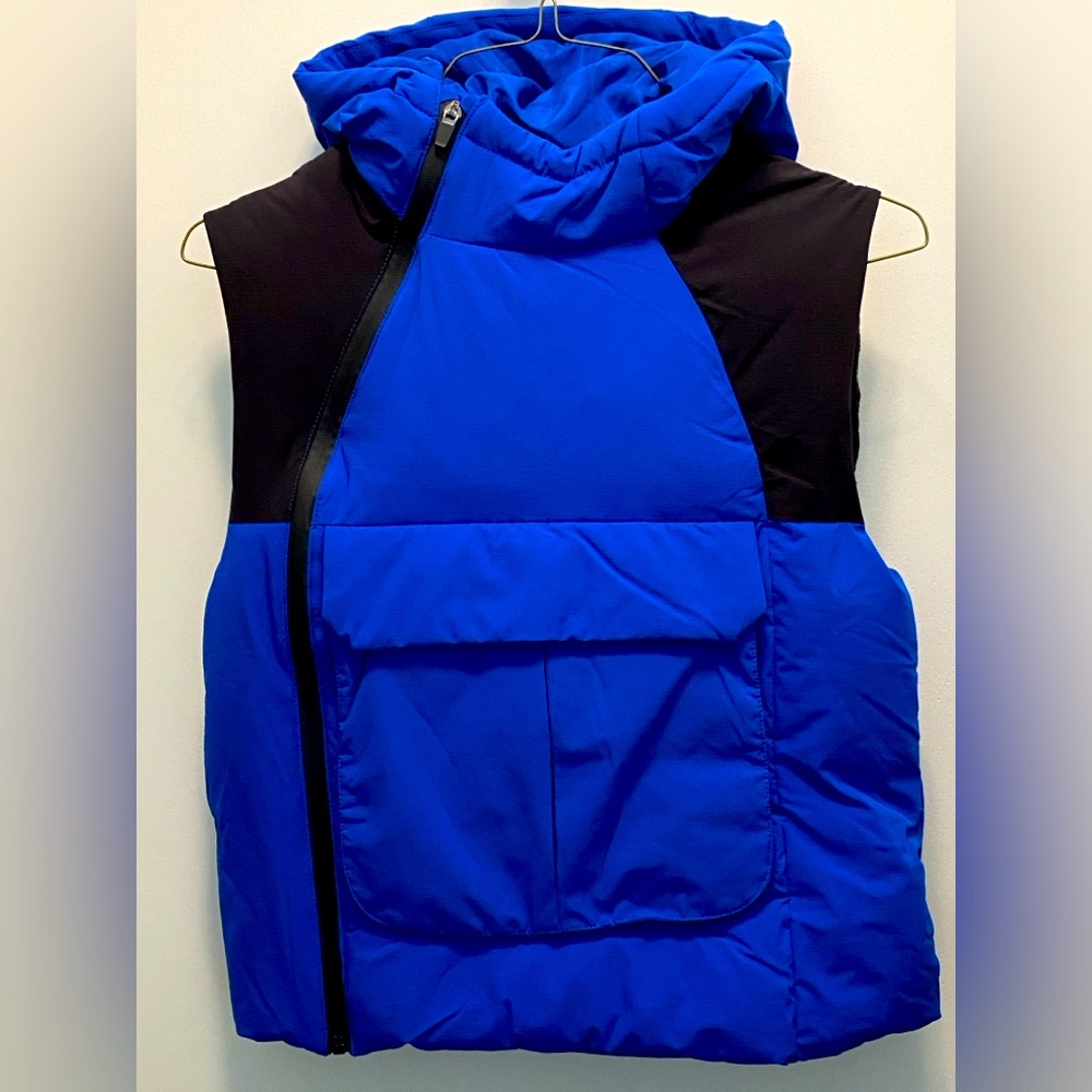 NWT Zara Colourblock Bright Blue and Black Hooded Zip Puffer Vest Size 11-12